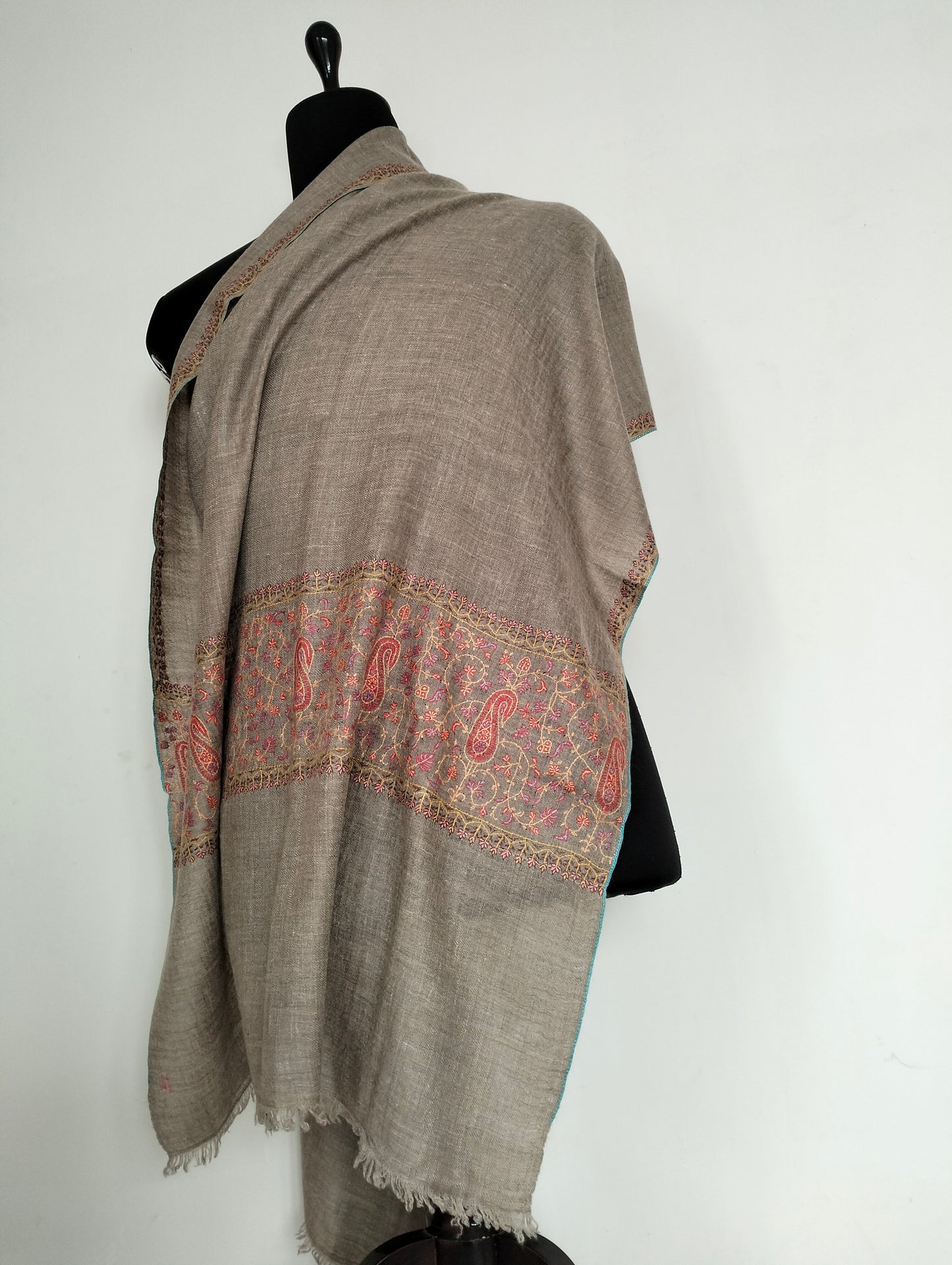 Hand weaved and hand embroidered palla needlework kashmiri Pashmina shawl, Bridesmaid gift wrap, gift for friend, gift for mom, christmas gift