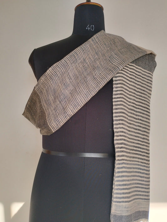 100% Cashmere Handloom scarf, pashmina scarf, Finest Kashmiri shawl, Summer Scarf, Bridesmaid Gift, gift for your loved ones, luxuriously soft and classy scarf