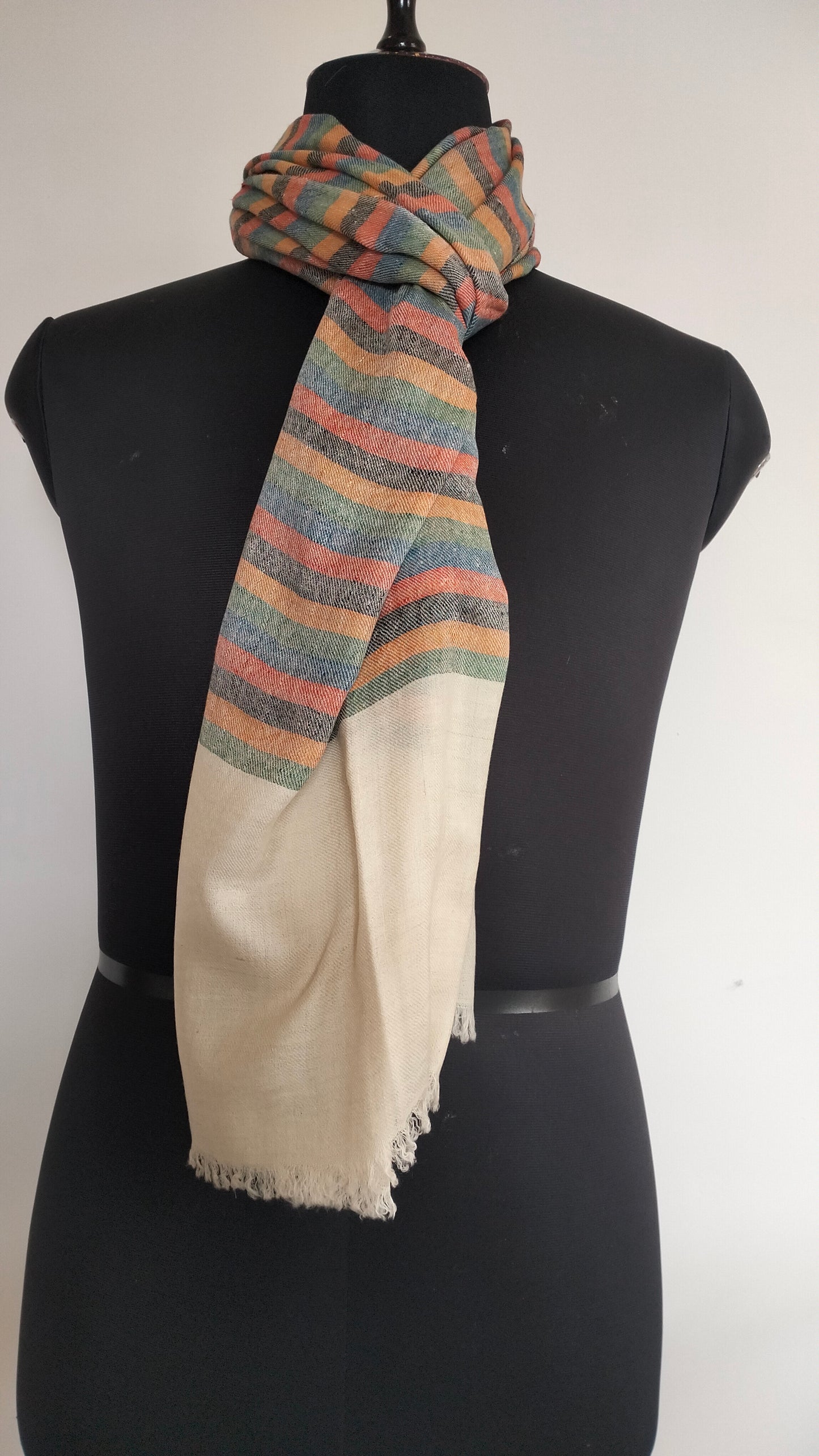 Fashionable unisex ultra-luxuriously warm, fine and soft travel wrap, personalised scarf, party outfit pure Pashmina kashmiri shawl