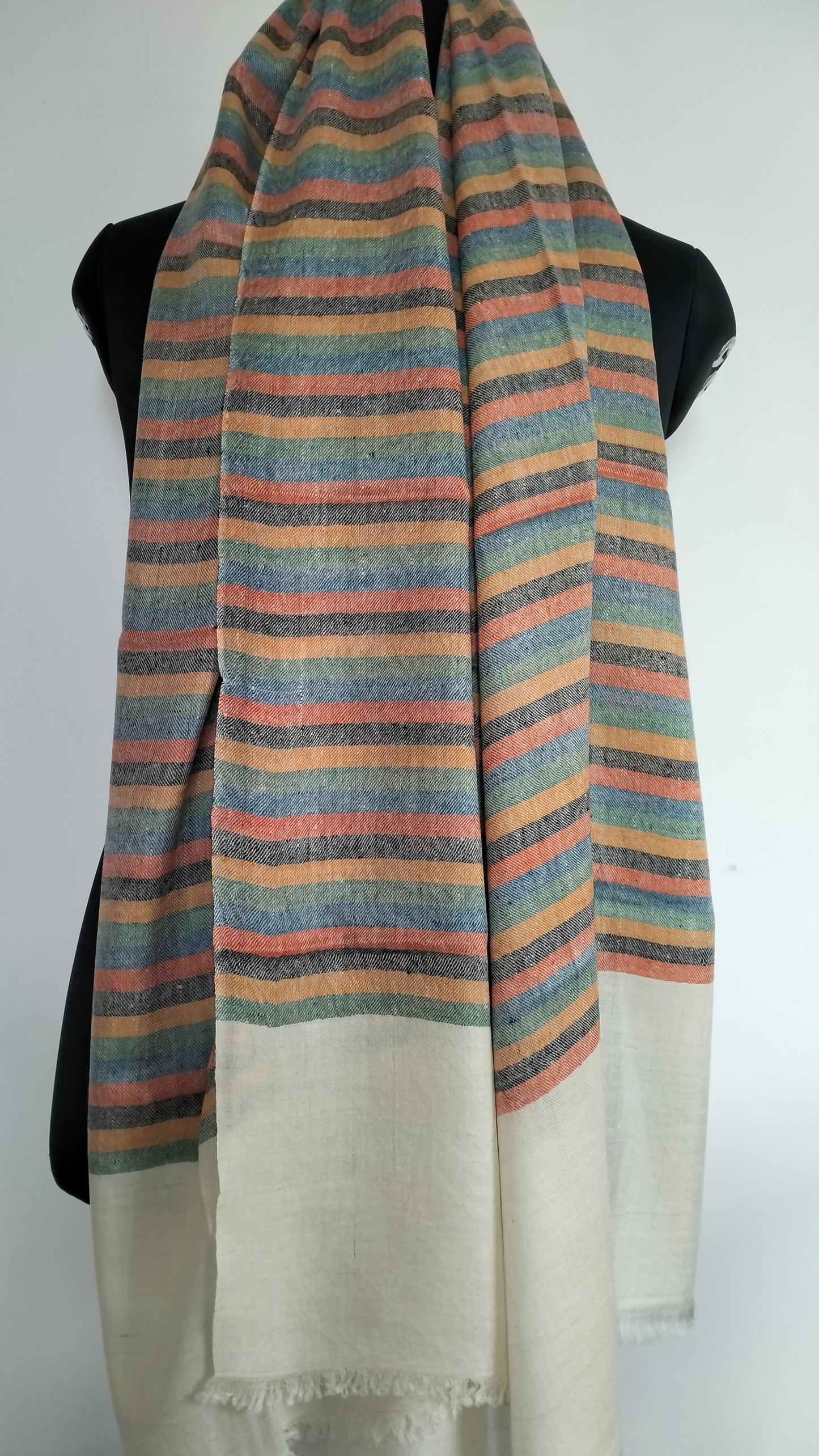 Fashionable unisex ultra-luxuriously warm, fine and soft travel wrap, personalised scarf, party outfit pure Pashmina kashmiri shawl