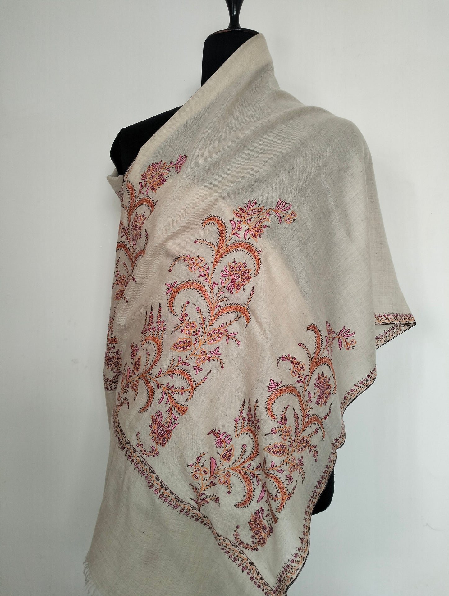 Hand weaved and hand embroidered palla needlework kashmiri Pashmina shawl, Bridesmaid gift wrap, gift for friend, gift for mom, christmas gift