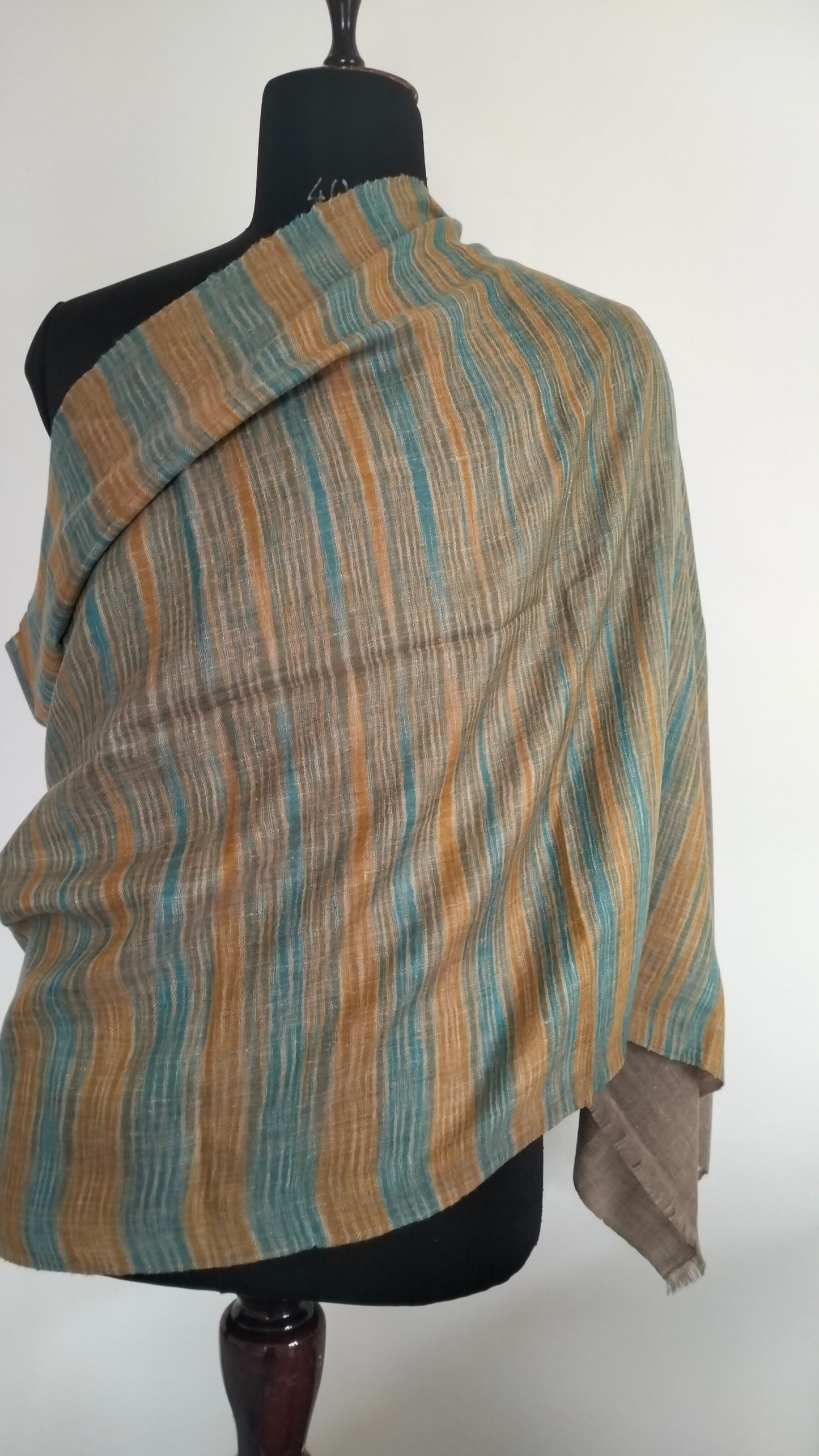 Fashionable unisex ultra-luxuriously warm, fine and soft travel wrap, personalised scarf, party outfit pure Pashmina kashmiri shawl