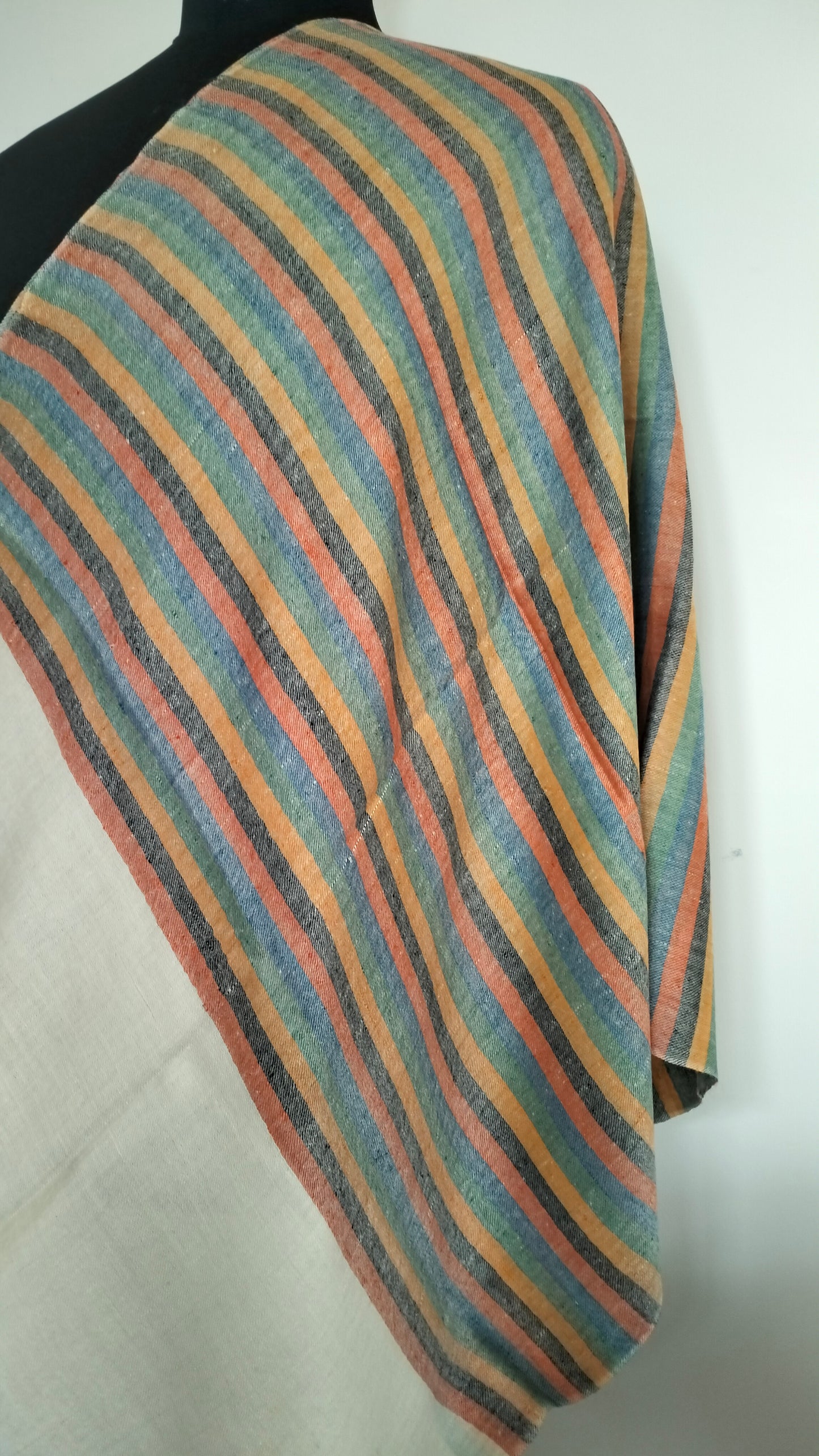 Fashionable unisex ultra-luxuriously warm, fine and soft travel wrap, personalised scarf, party outfit pure Pashmina kashmiri shawl