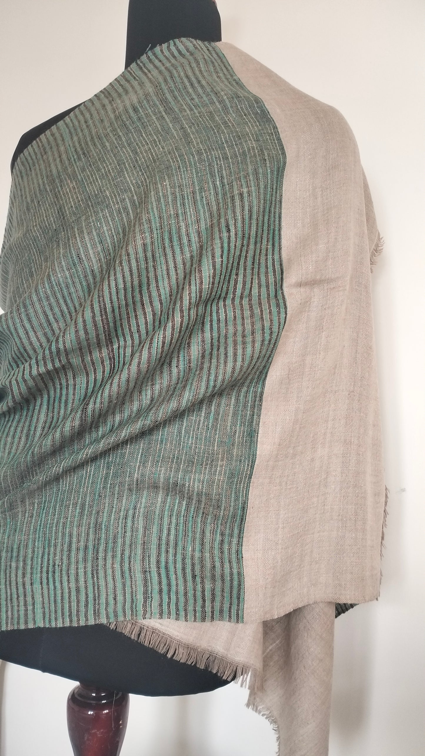 Handwoven 100% pure kashmir pashmina ikat tie and dye style modern fashion accessory, Best Gift idea, summer scarf, super soft shawl