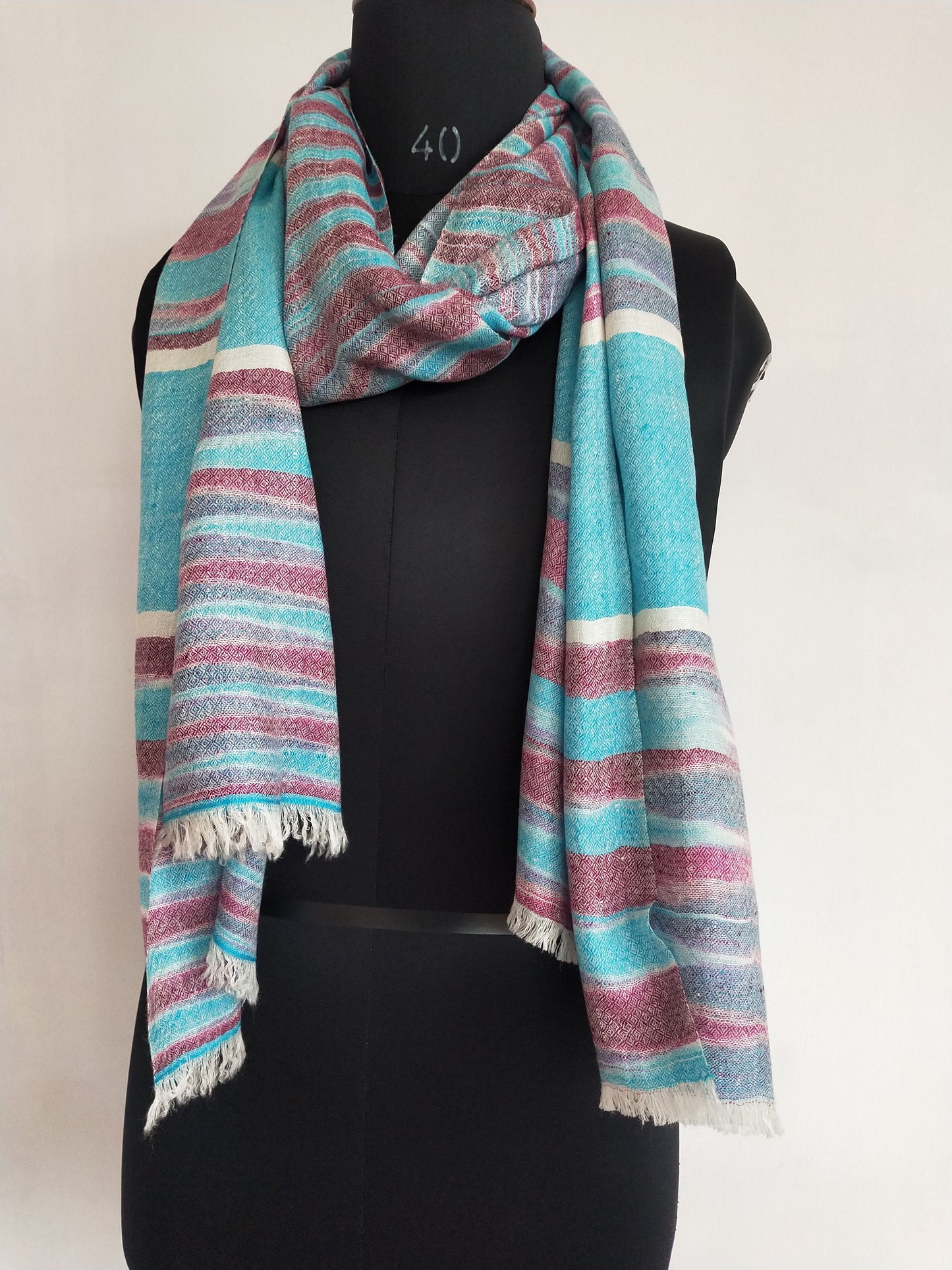 Fashionable unisex ultra-luxuriously warm, fine and soft travel wrap, personalised scarf, party outfit pure Pashmina kashmiri shawl