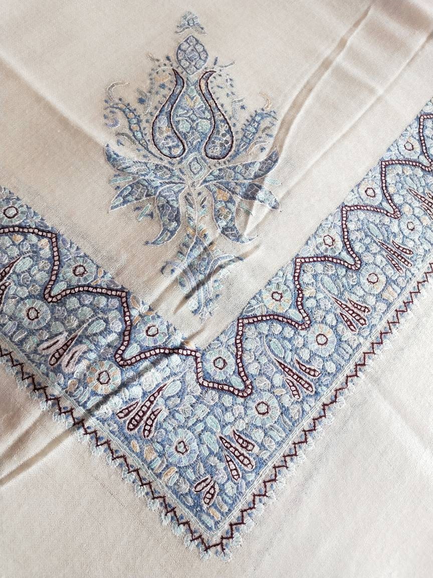 Traditional Arab men head scarf, omani masar 100 % pure kashmir pashmina, Special Ramadhan and eid gift, Dubai sheikh shemagh 55 x 55 inches