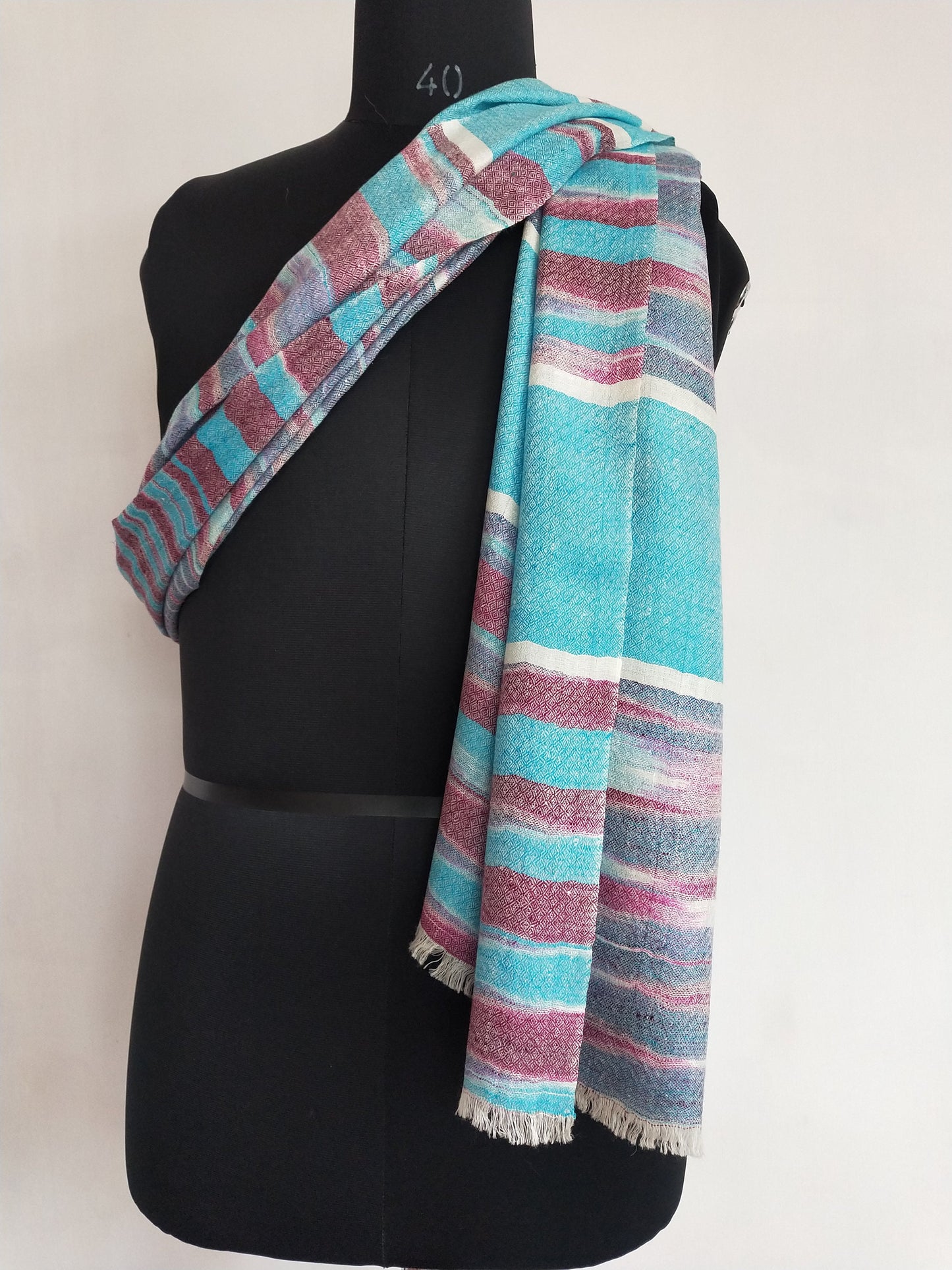 Fashionable unisex ultra-luxuriously warm, fine and soft travel wrap, personalised scarf, party outfit pure Pashmina kashmiri shawl