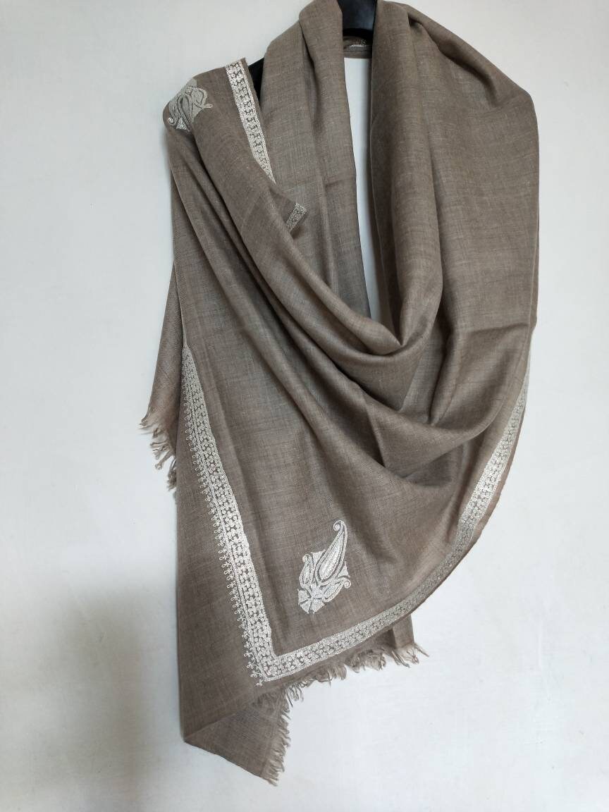 Hand woven Kashmiri pashmina heirloom Tan shawl with silver tilla, any-occasion shawl, silhouettes party vibe oversized wrap 75 x 205 cm