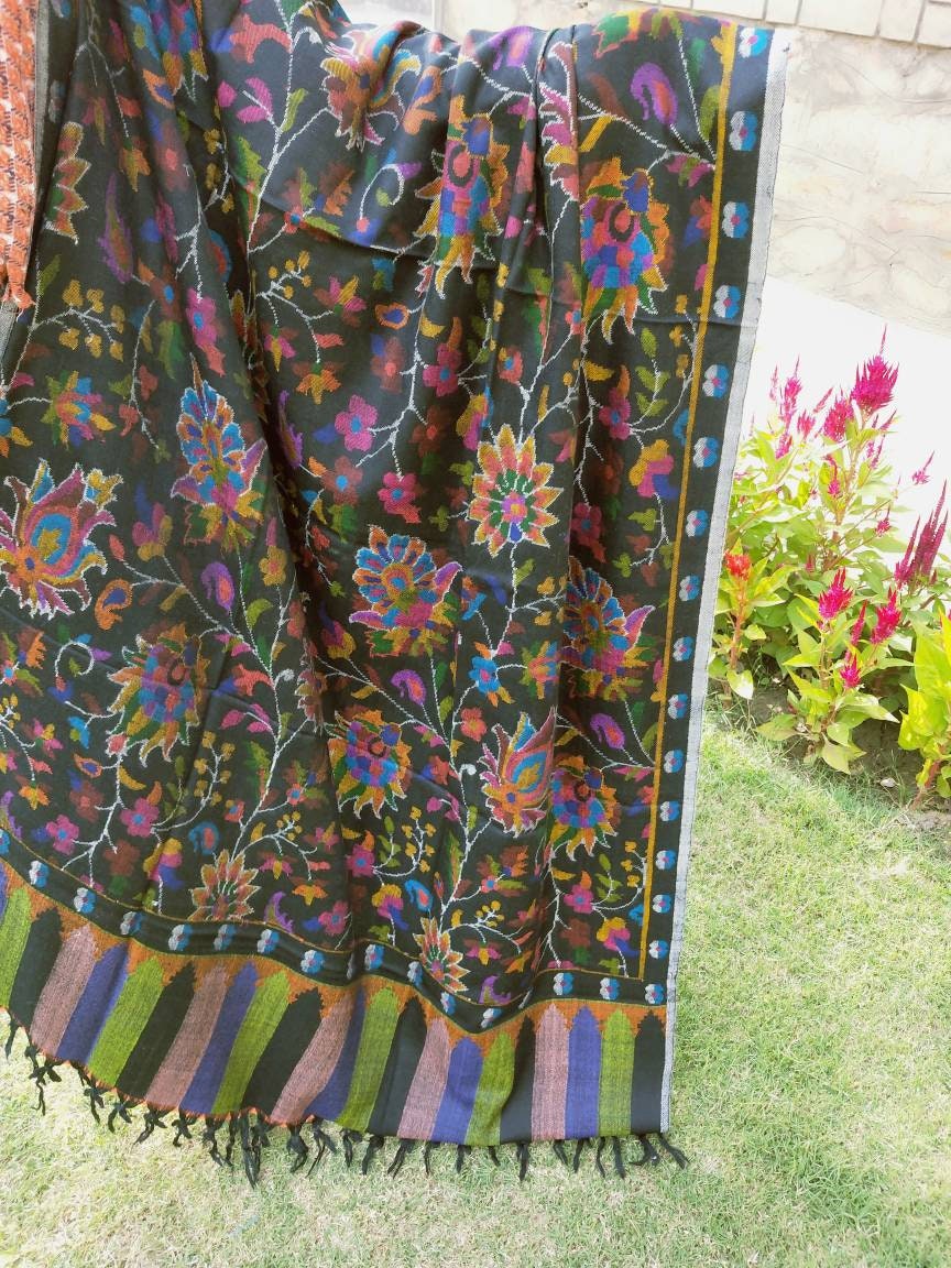 Premium and exquisite Handcrafted breathtaking Black Kani weave cashmere pashmina extra large wedding shawl, anniversary gift, thanksgiving