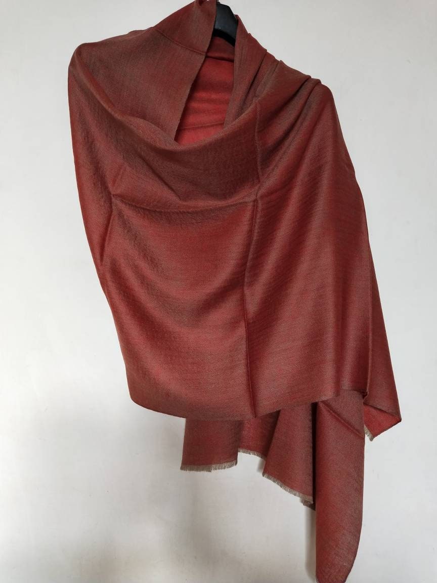 Christmas shawl Kashmir pashmina reversible ultra luxurious soft and warm 100% Pure changthangi Cashmere, Red scarf, Travel wrap