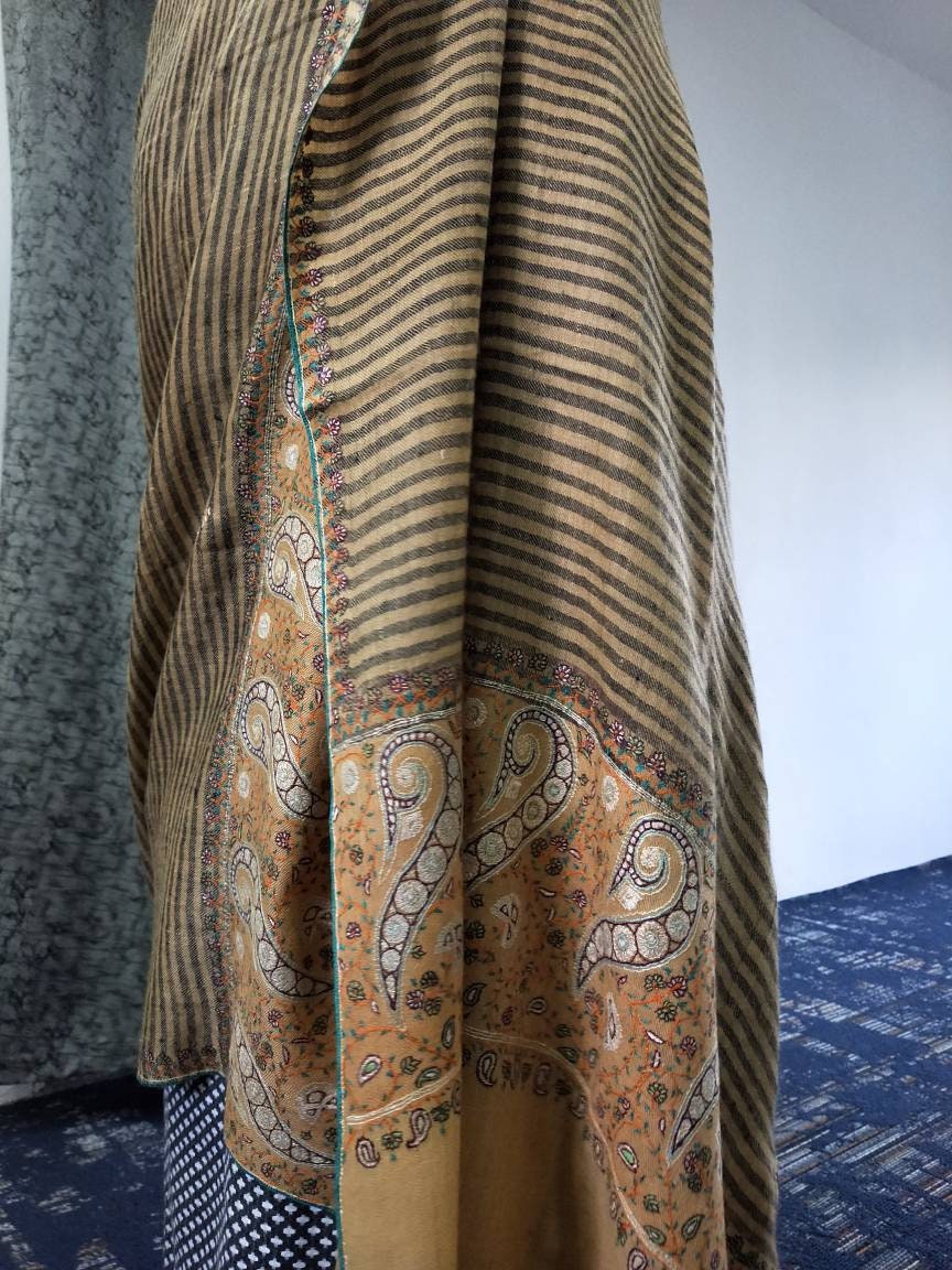 Premium khatiras multicolor sozni embroidered wedding cashmere Large wrap, wedding scarf, christmas gift, valentine shawl, winter wrap
