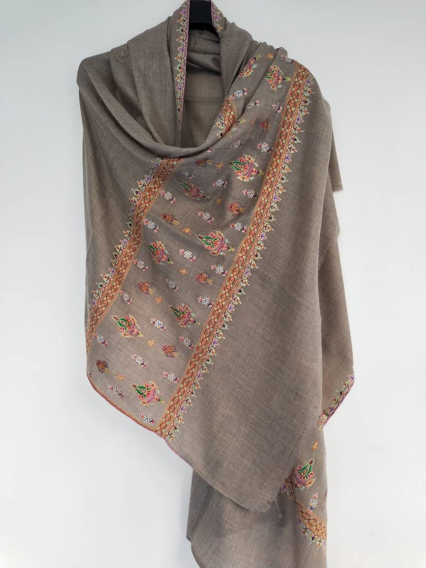 Christmas gift natural sozni embroidered cashmere wrap, wedding scarf, valentine shawl, kashmiri shawl personalised pashmina 115 x 205 cm
