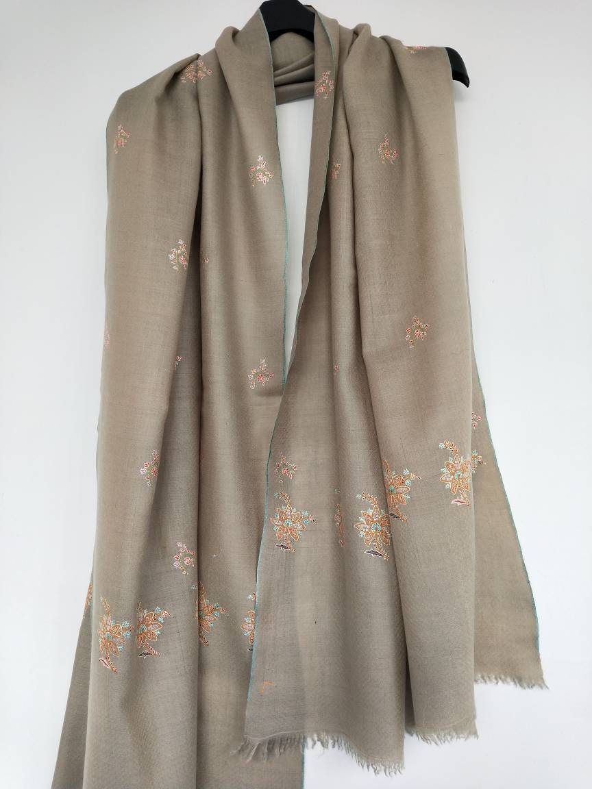 Baby Cashmere handloom and sozni embroidered kashmiri pashmina mint color scarf, meditation shawl, bridesmaid, Girlfriend Valentine's gift