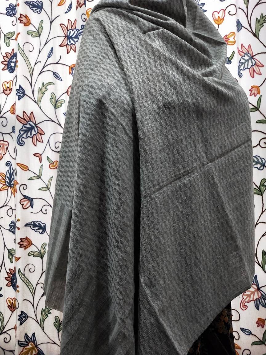 Handcrafted window weave reversible kashmir pashmina big shawl, meditation wrap scarf, wedding bridesmaid gift, Luxurious and warm