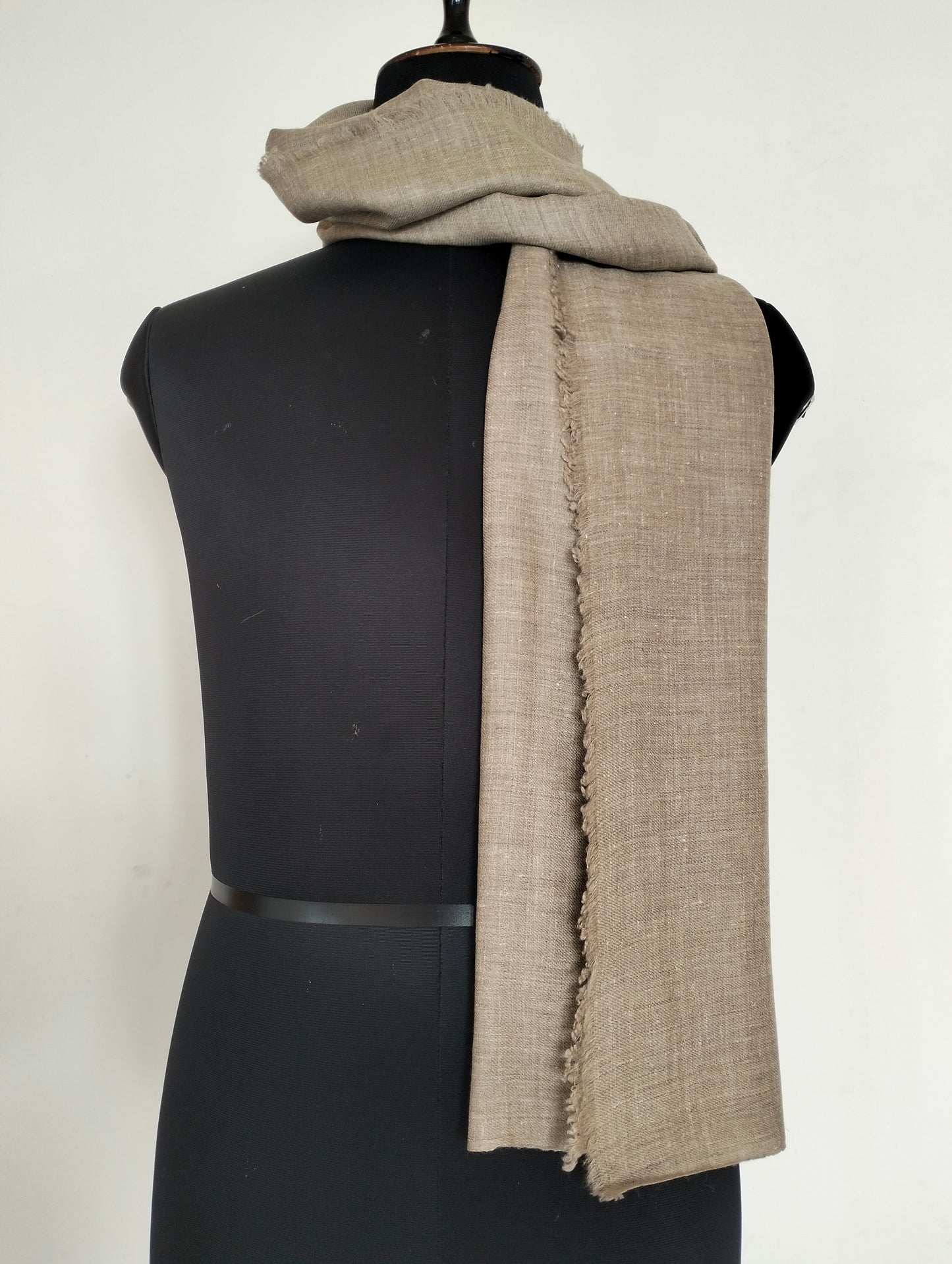 Handloom Original and premium Pashmina Stole in Natural colours, incredibly soft and luxuriously warm kashmiri pashmina