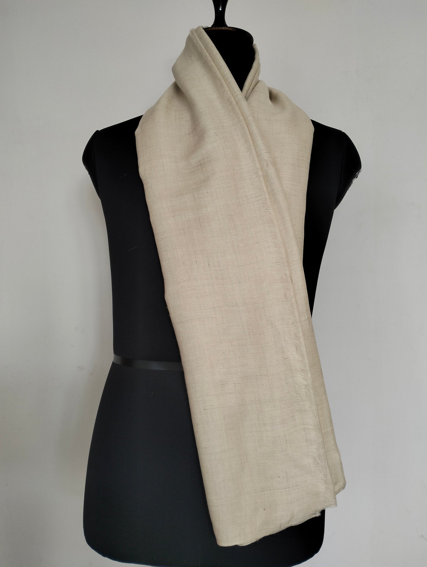 Handloom Original and premium Pashmina Stole in Natural colours, incredibly soft and luxuriously warm kashmiri pashmina