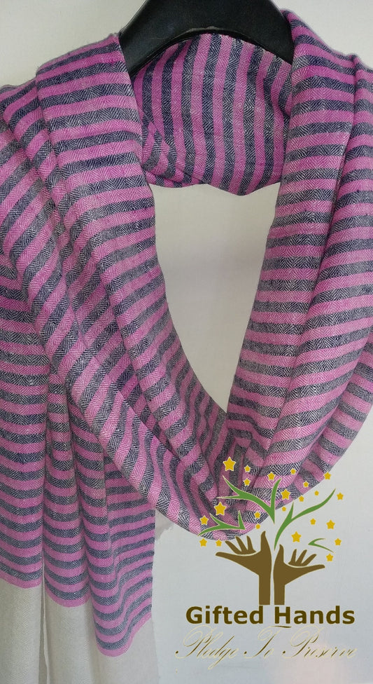Pure Handmade Kashmir Pashmina Stole in wonderful combination of pink and Blue checks
