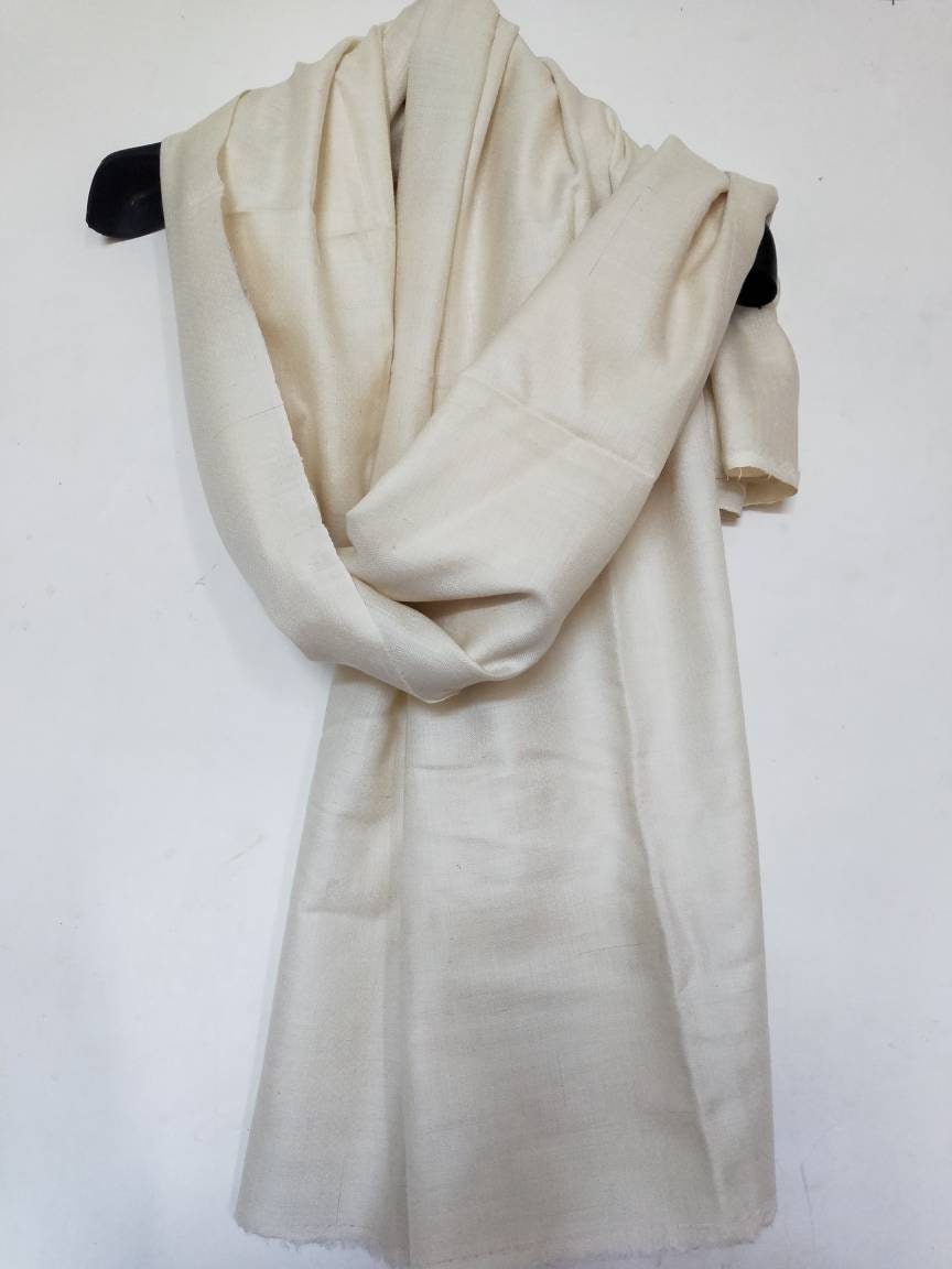 pure white alpaca shawl, white meditation robe, Handweaved 100% Pure Kashmir Pashmina tafta white shawl, Handcrafted Organic & Pure shawl